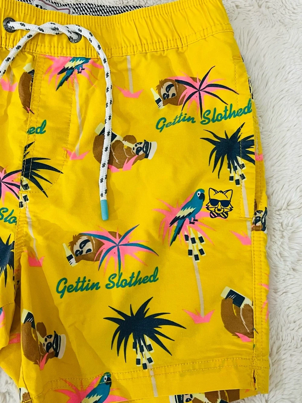 N/A yellow men’s